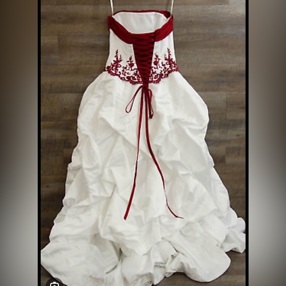 Size 20 NWT wedding dress